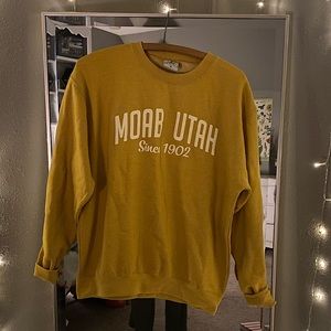 NWOT Moab Sweatshirt